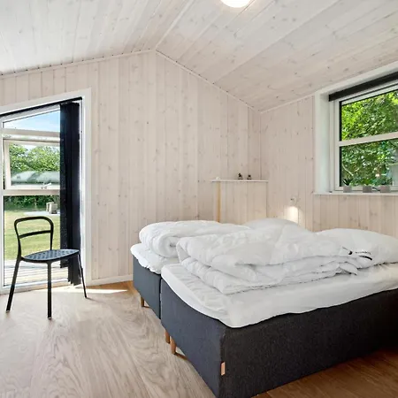 5 Bedroom Amazing In *