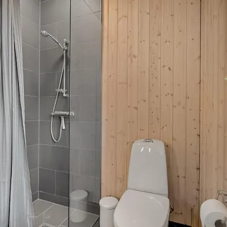 5 Bedroom Amazing In Tatil Evi Glesborg