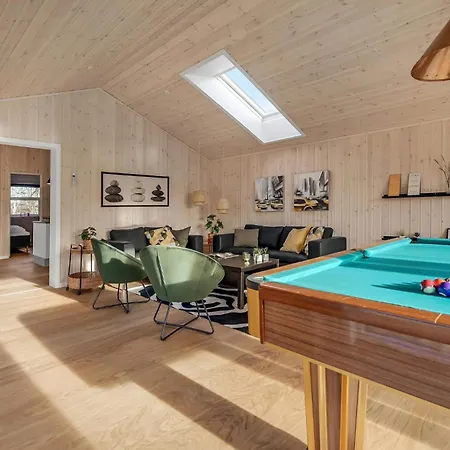 5 Bedroom Amazing In Tatil Evi Glesborg