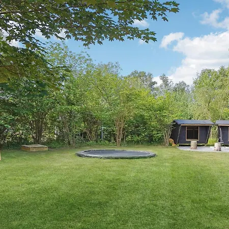 5 Bedroom Amazing In Ferienhaus *