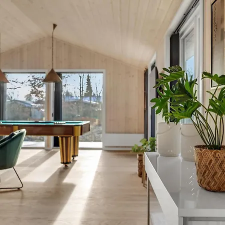 5 Bedroom Amazing In Ferienhaus Glesborg